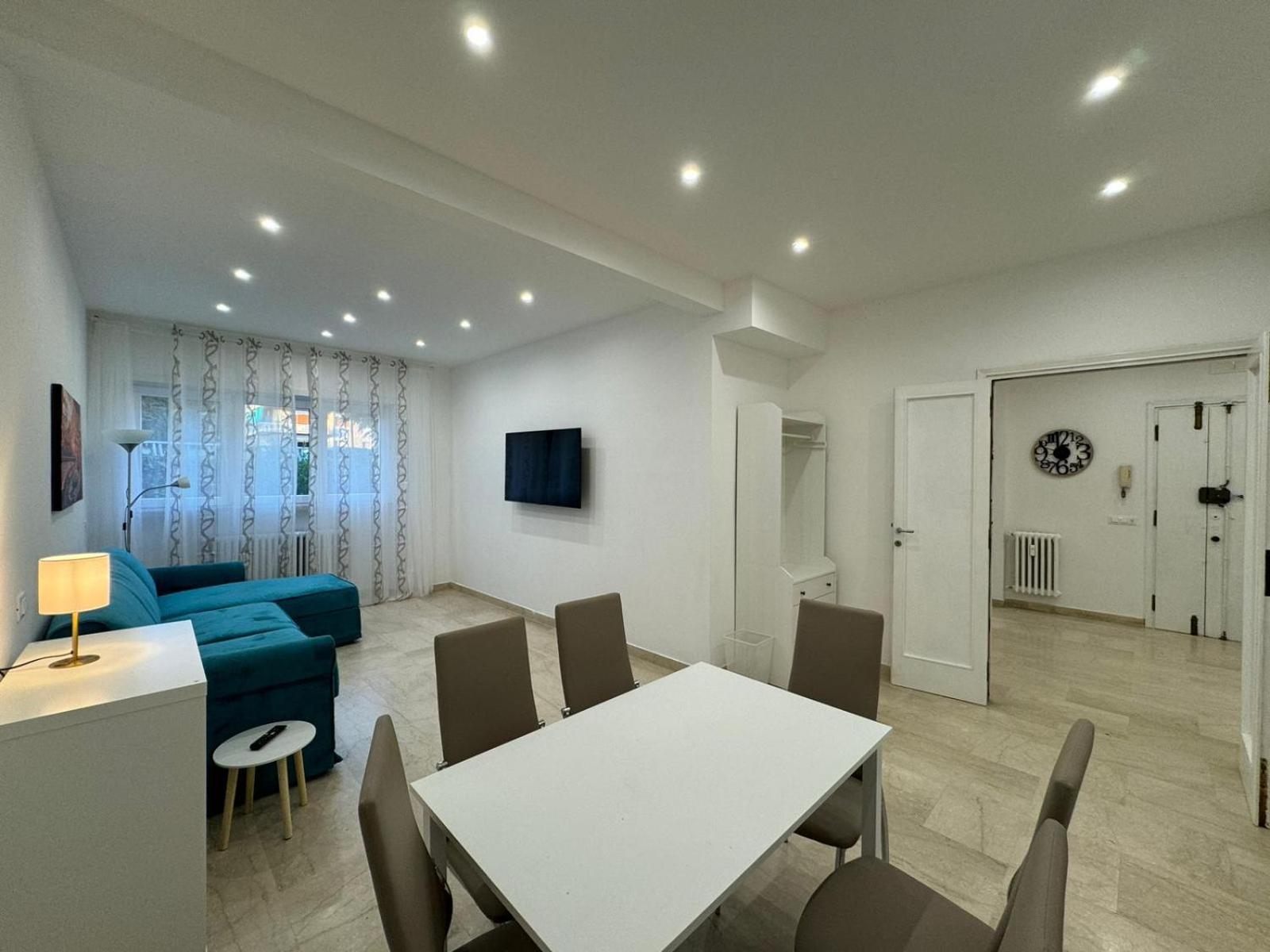 Chic&spacious Nest In
